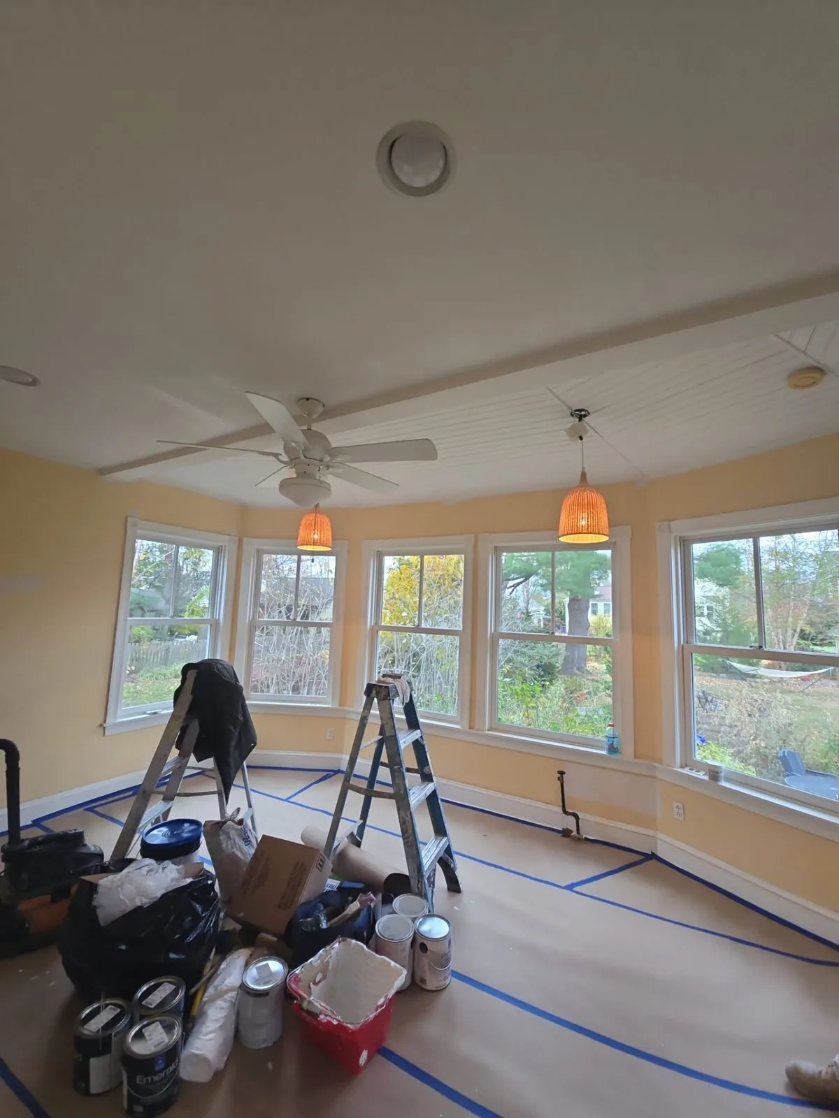 Sunroom, Morton before Sabatini Pro Painting repainted it